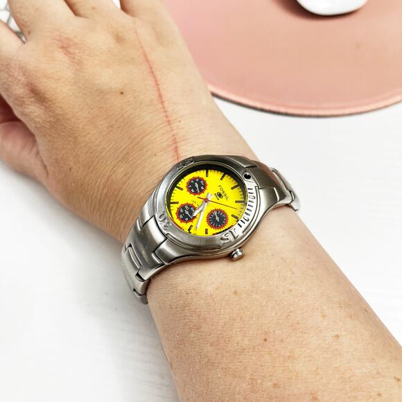 Fossil Blue Unisex Watch Stainless Steel Band BQ9100 Yellow Face - Picture 2 of 6